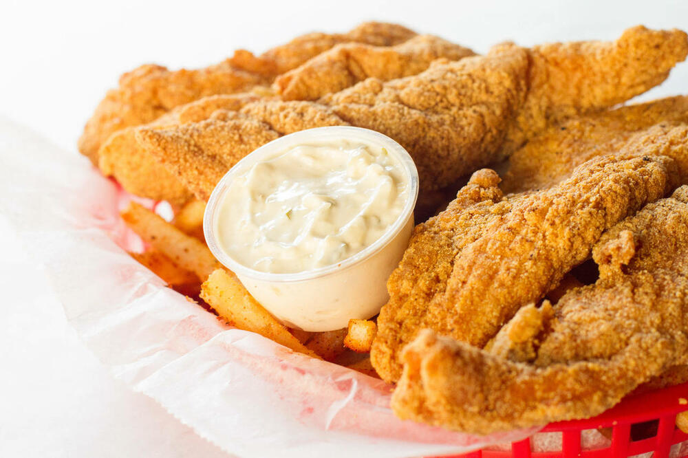 F3.FRIED CATFISH BASKET(4)