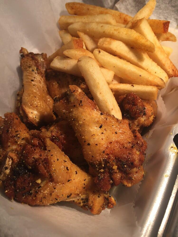 L12. CHICKEN WING BASKET(6)
